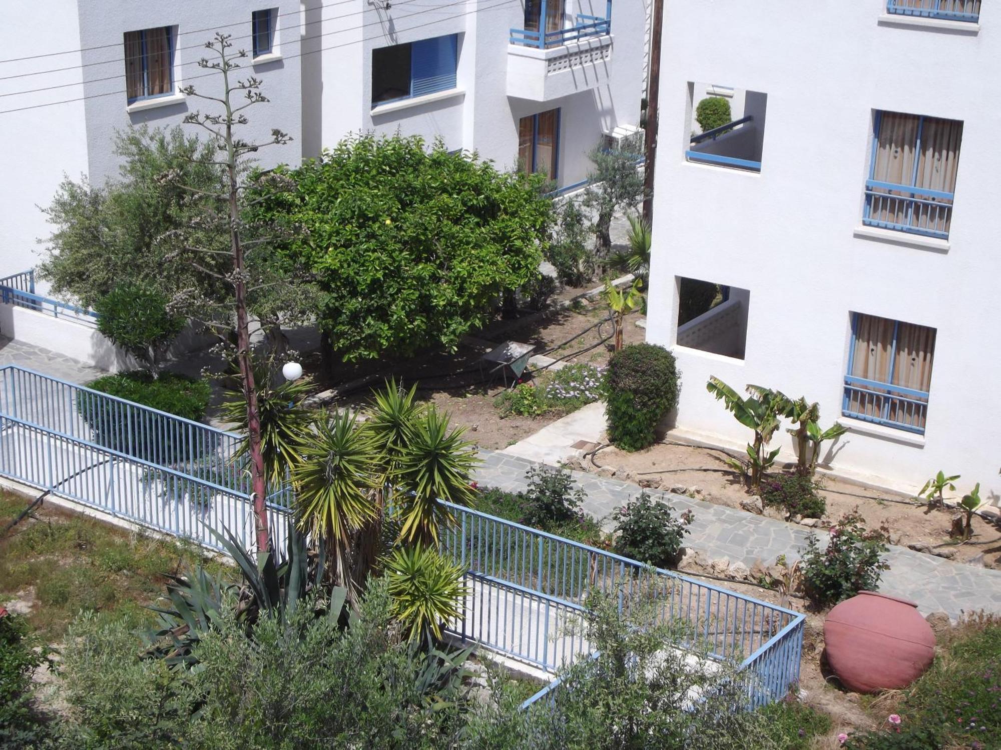 Ξενοδοχείο με διαμερίσματα Kefalonitis